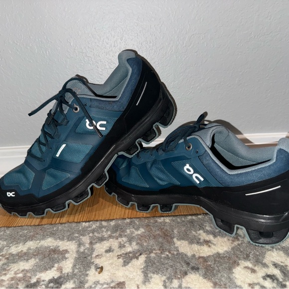 On Running Other - On cloud size 9